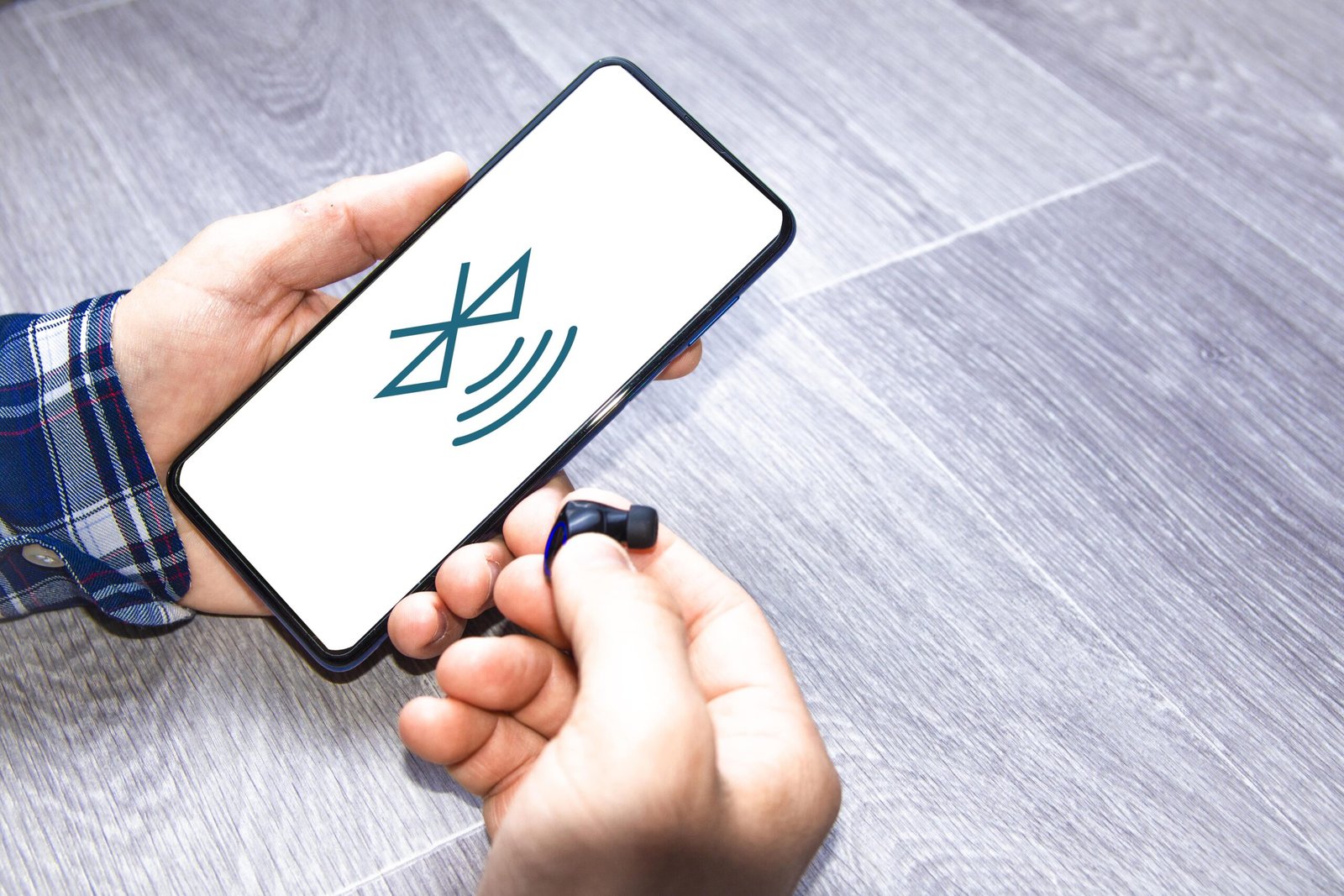 connecting Bluetooth in an iPhone
